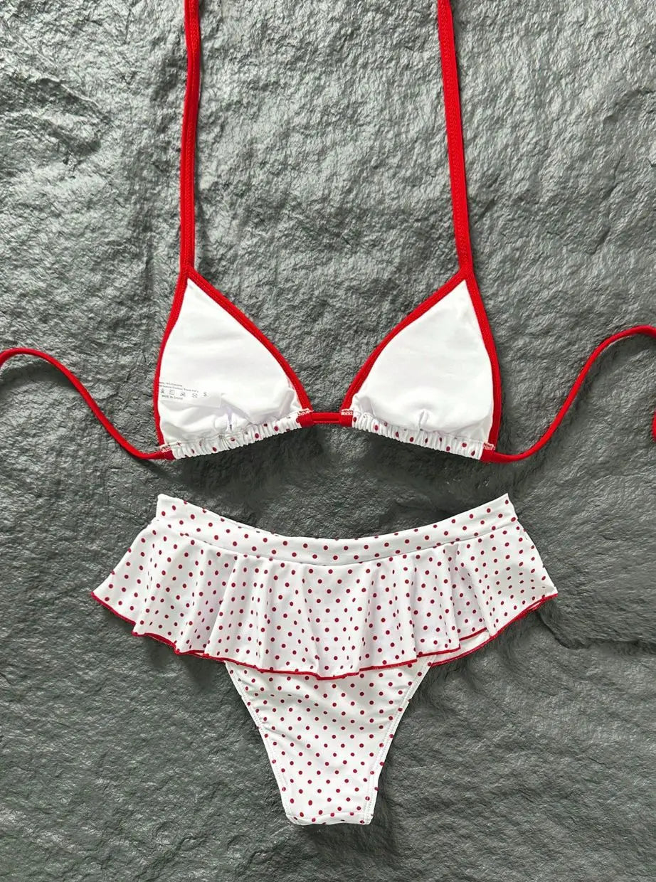 Bikini lunares rojos