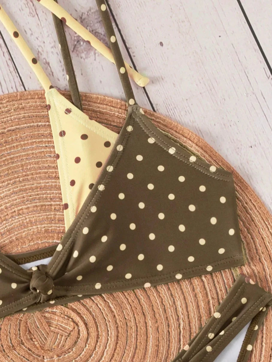 Bikini lunares café